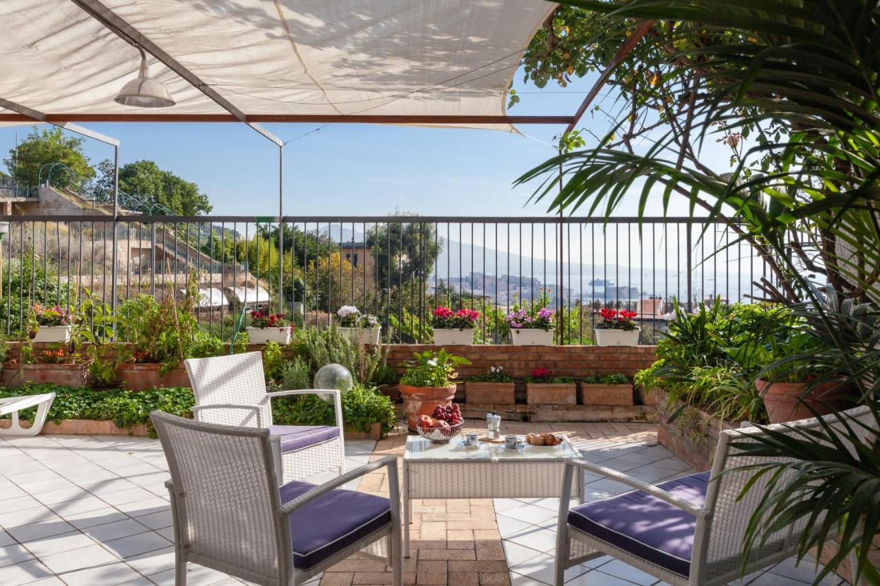 Casa Rosa - Sea View & Terrace * Naples
