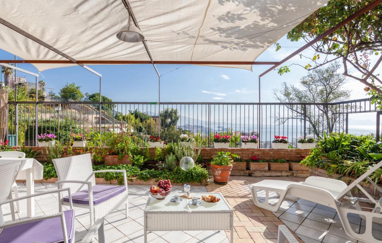 Casa Rosa - Sea View & Terrace Naples
